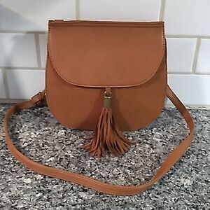 SIGNATURE Brown Tassel Crossbody Bag. NWOT
